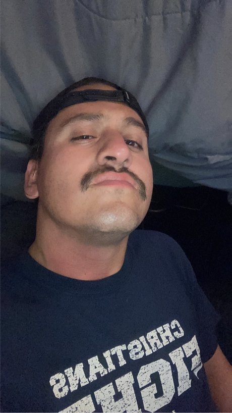 Louiexxx94 xxx model galleries