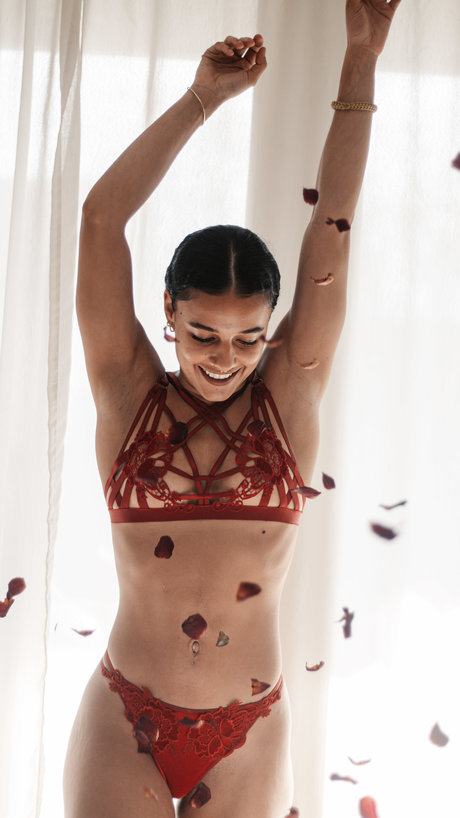 LovesApassionata model pretty gallery