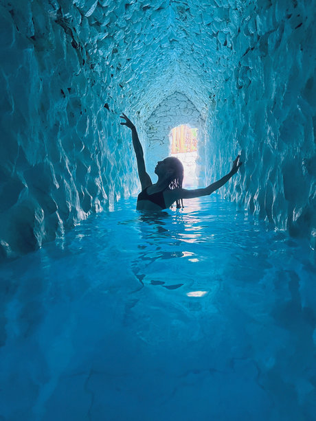 Moscato Sky beautiful actress pic