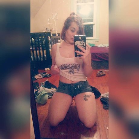 leslieevelynx3 model top photos