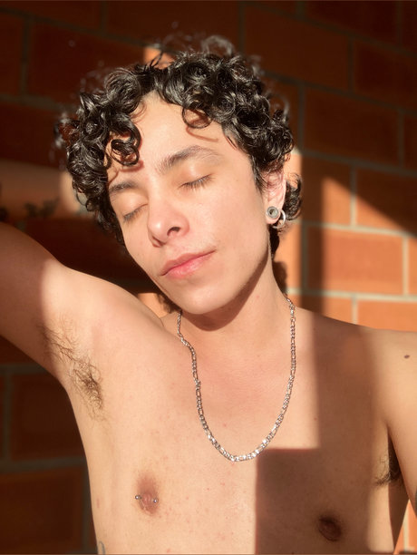 H lios pornstar photos