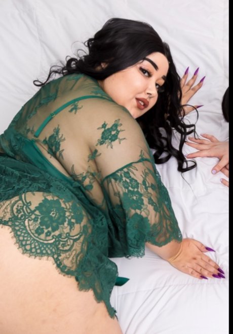 Miss Chloe Klein high quality pornstar pics