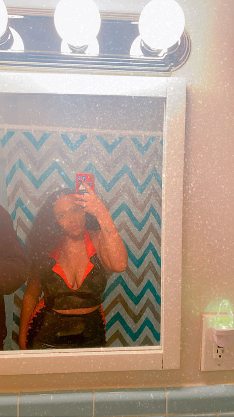 Koko Chanel exclusive pornstar images