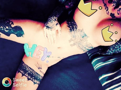 HotQueen pornstar erotic img