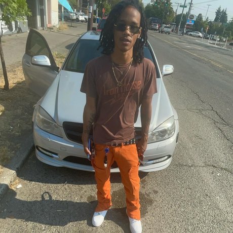 Tatton model beautiful photo