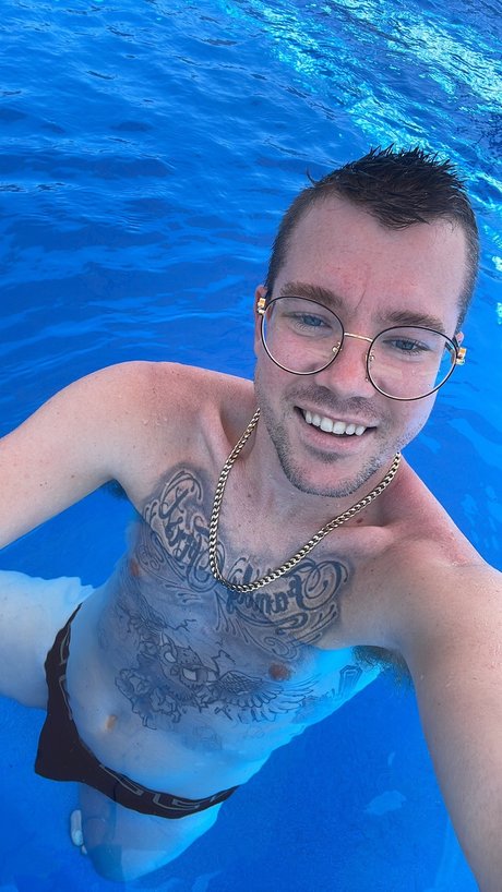 Dannyboi112 xxx model pics