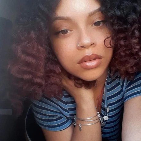 Tyjane Havies pornstar nudes images