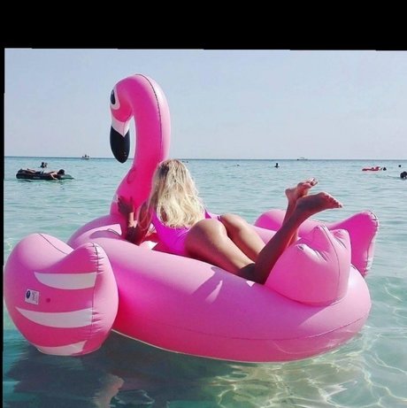 Katia Fanelli beautiful pornstar galleries