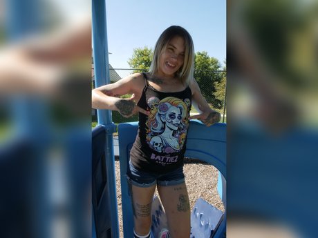 The Battiez star nudes pics