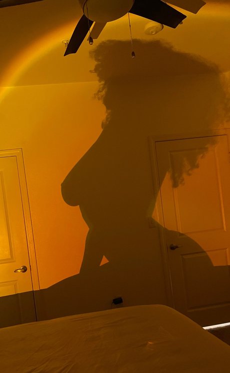 Big General pornstar top picture