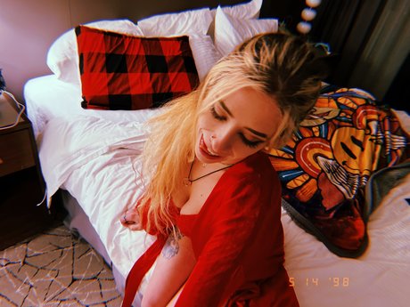 Shea Lynn high quality pornstar picture