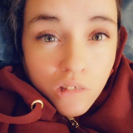 Tiffani Simon actress pics