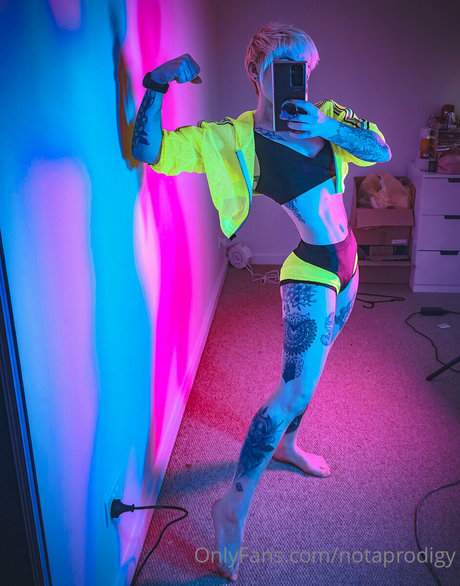 arab twink onlyfans art naked photo