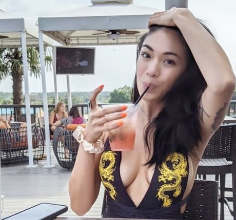 Reyna Morena perfect star pictures