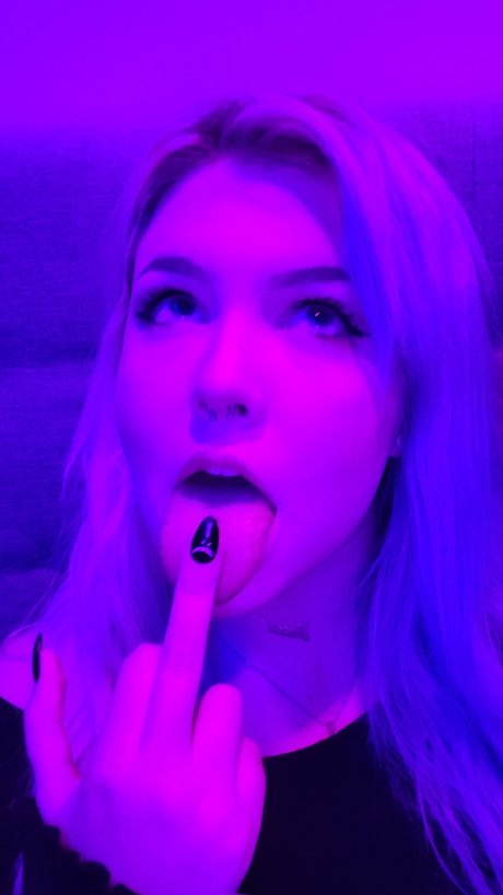 babe brunette onlyfans erotic picture