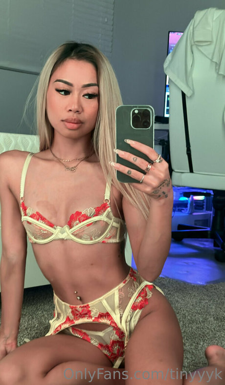 tinyyyk pornstar top galleries