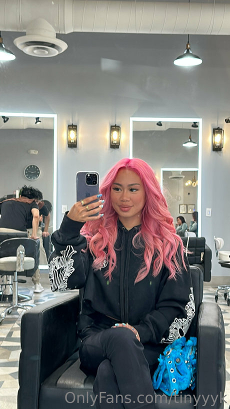 tinyyyk art model images