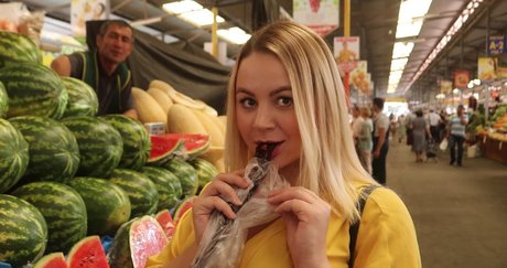 Holly Garner pretty actress archive