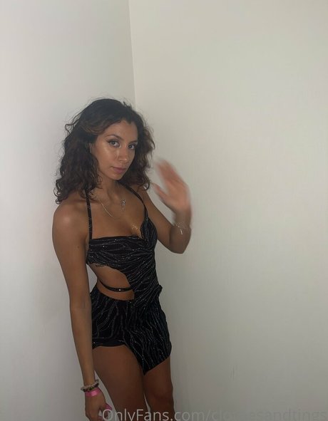 clothesandtingsss pornstar hot images