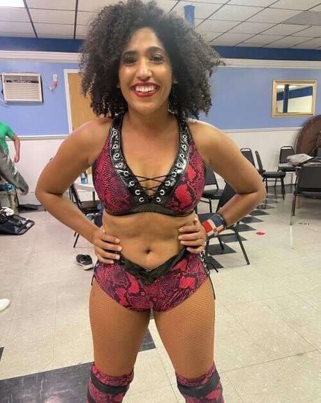 mature latina onlyfans erotic pic