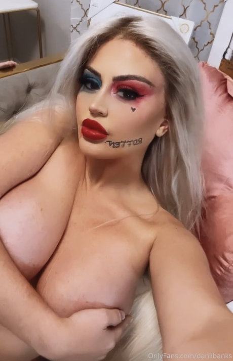 bang onlyfans pornographic gallery