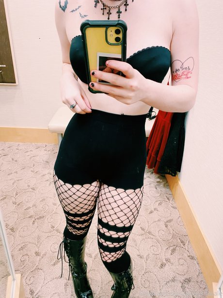 asian girlfriend onlyfans xxx photo