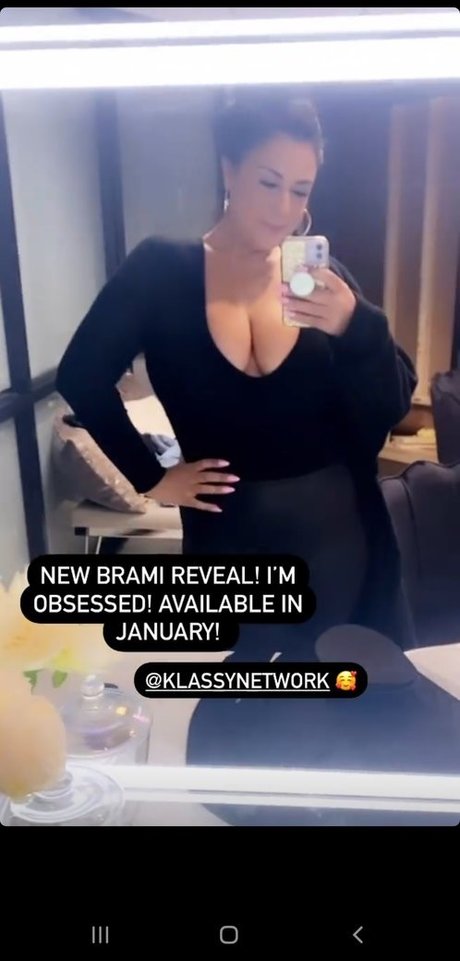 Danielle Dallaire art star img