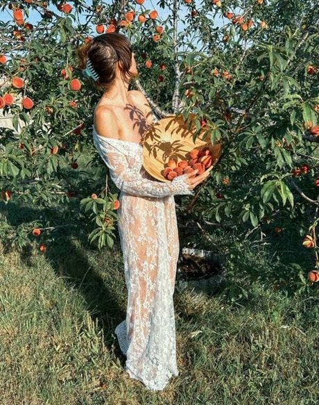 shemale outdoor onlyfans nudes photo