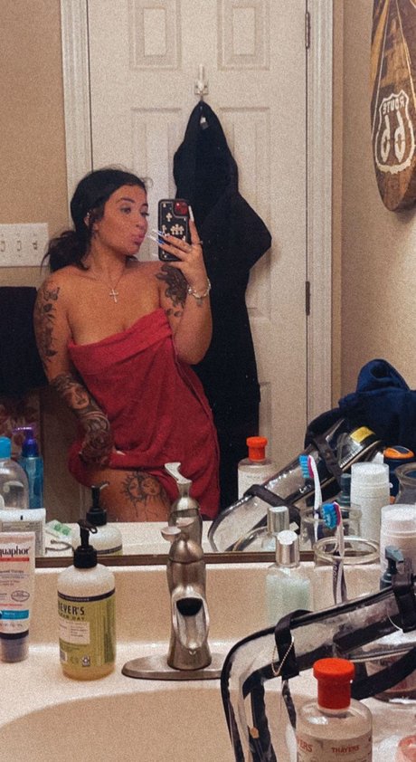 small onlyfans hot pics