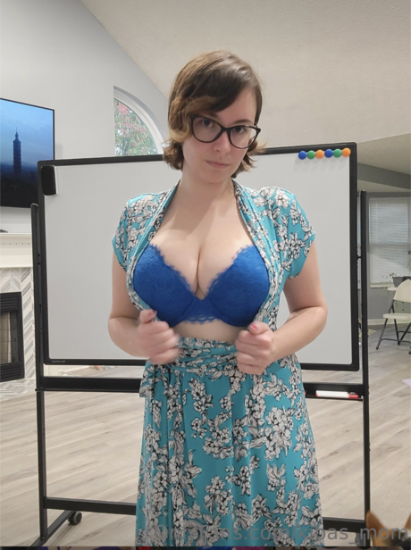 busty redhead onlyfans sexy naked pics