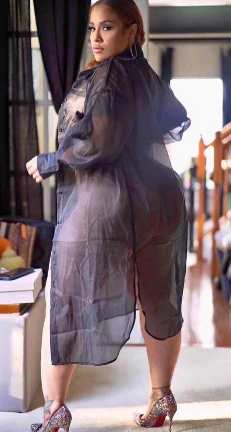 dripping wet pussy onlyfans free nude photos