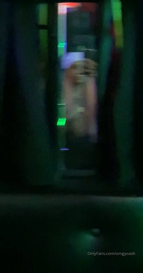 Omgyoash free star pic