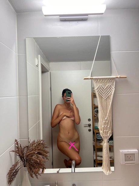 petite onlyfans free nude pics