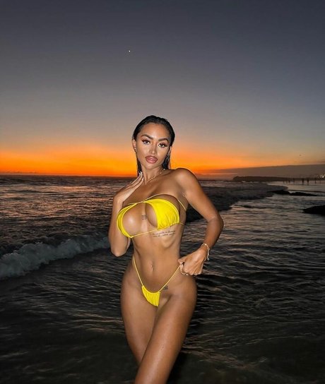 I m Single art model picture