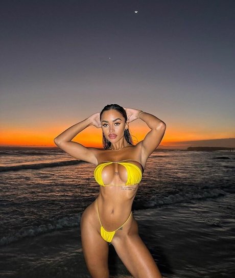 young onlyfans sexy naked img