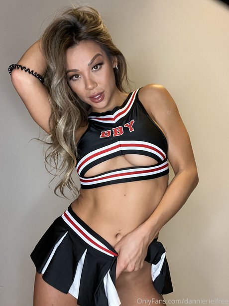 Dannie Riel porn star photo