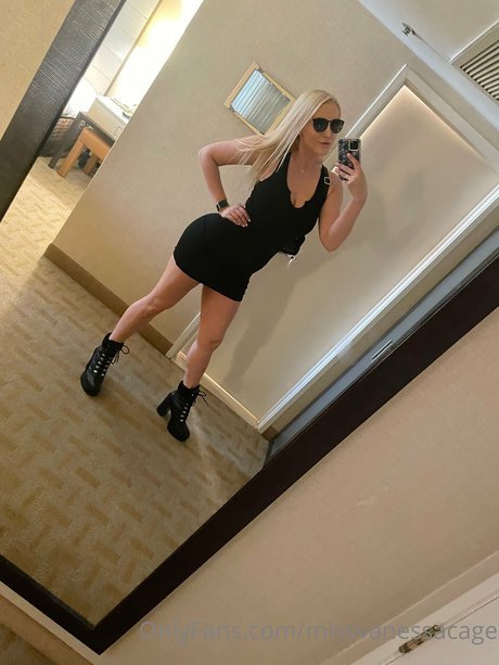 man onlyfans art nude pic