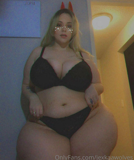 pink hair onlyfans beautiful naked images