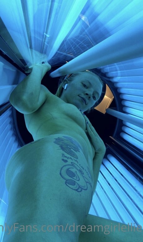 Dream Girl Ellie top star pictures