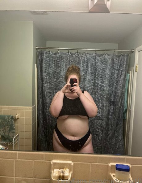 curlygirly10 pornographic star photo