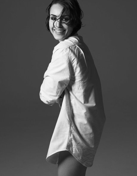 Noomi Rapace pornographic model photo