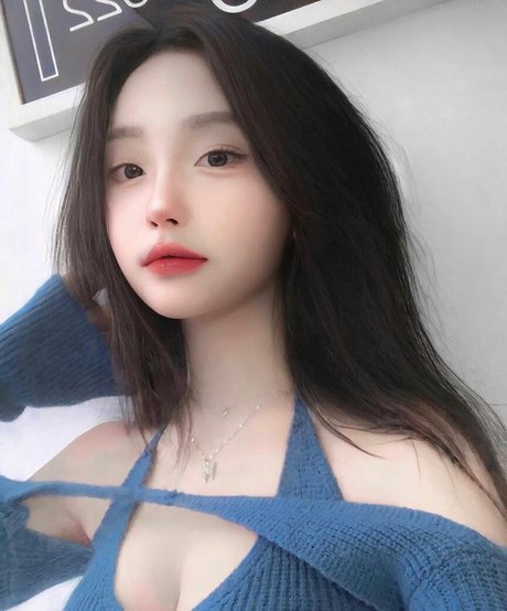 byzeko02 perfect model image