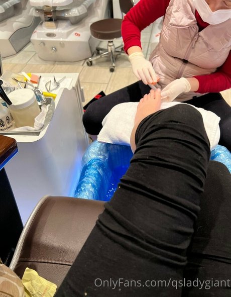 qsladygiant sex star img