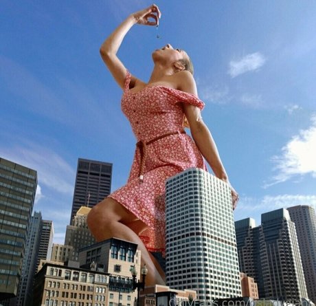 qsladygiant pornstar sexy image