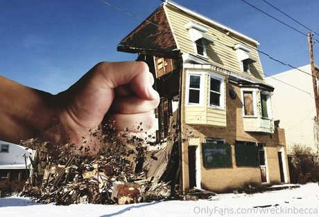 wreckinbecca xxx model image