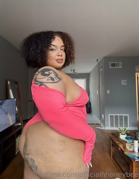 officialhhoneybee nudes actress images