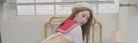 Bomi Girl Crush top model img