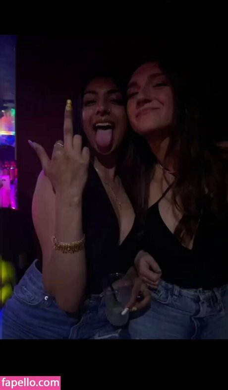 Iman Moosa hot model photo