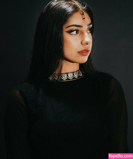 Iman Moosa star hot images