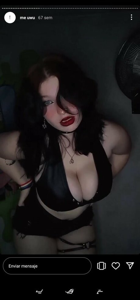 leilaaax x model pornographic pics